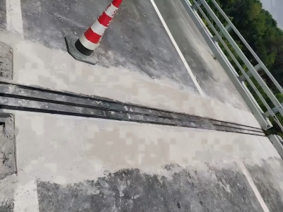 阿荣伸缩缝更换后浇筑材料快速结构修补料速砼的产品特点及施工流程​